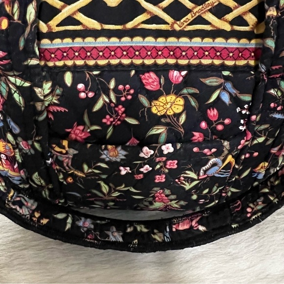 Vintage VERA BRADLEY Ping Petite Paddy Bag Zip Top Black Gold Toile Red Asian - Picture 2 of 12